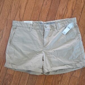 GAP Women's Beige Relaxed Shorts